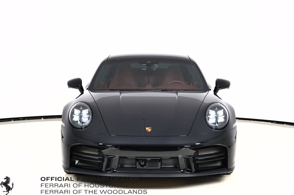 Used 2025 Porsche 911 Carrera image 9