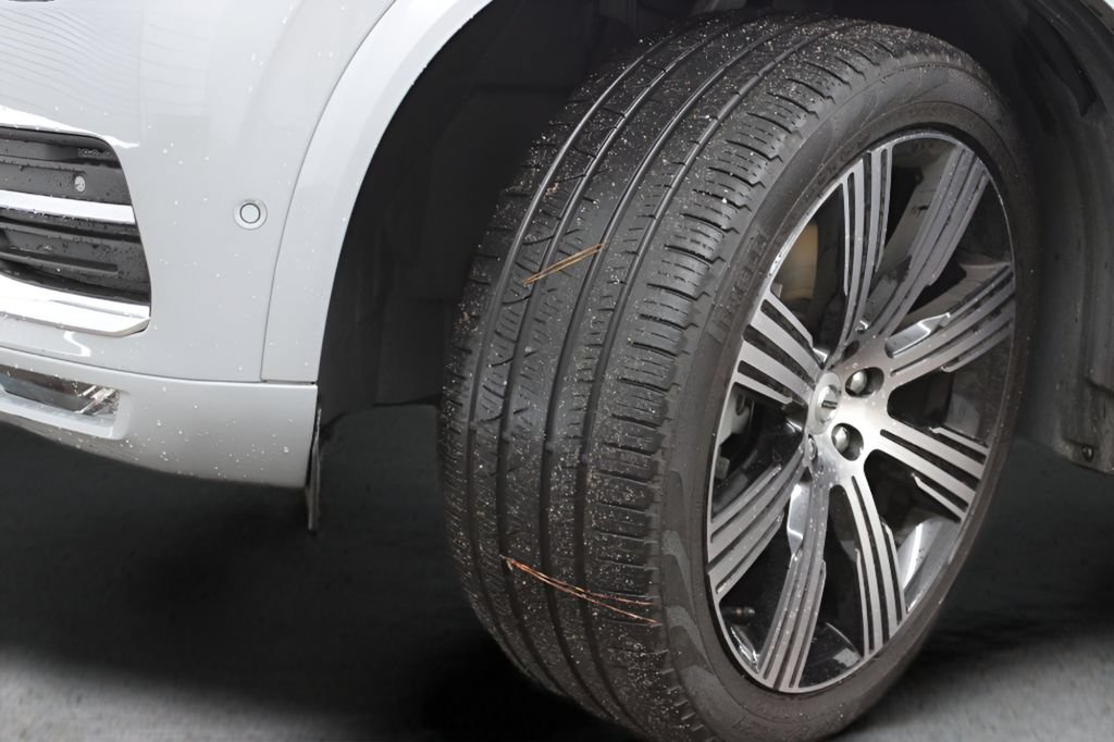 Used 2024 Volvo XC90 B6 Ultimate w/ Protection Package Premier AWD/4WD image 51