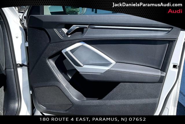 Used 2022 Audi Q3 2.0T Premium w/ Convenience Package AWD/4WD image 15