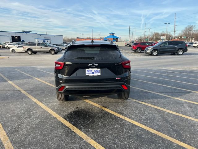 New 2026 Chevrolet Trax RS w/ Sunroof Package image 4