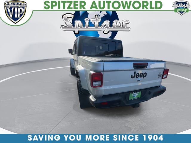 Used 2022 Jeep Gladiator Willys image 8