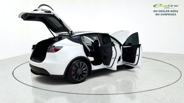 Used 2025 Tesla Model Y Performance AWD/4WD image 18