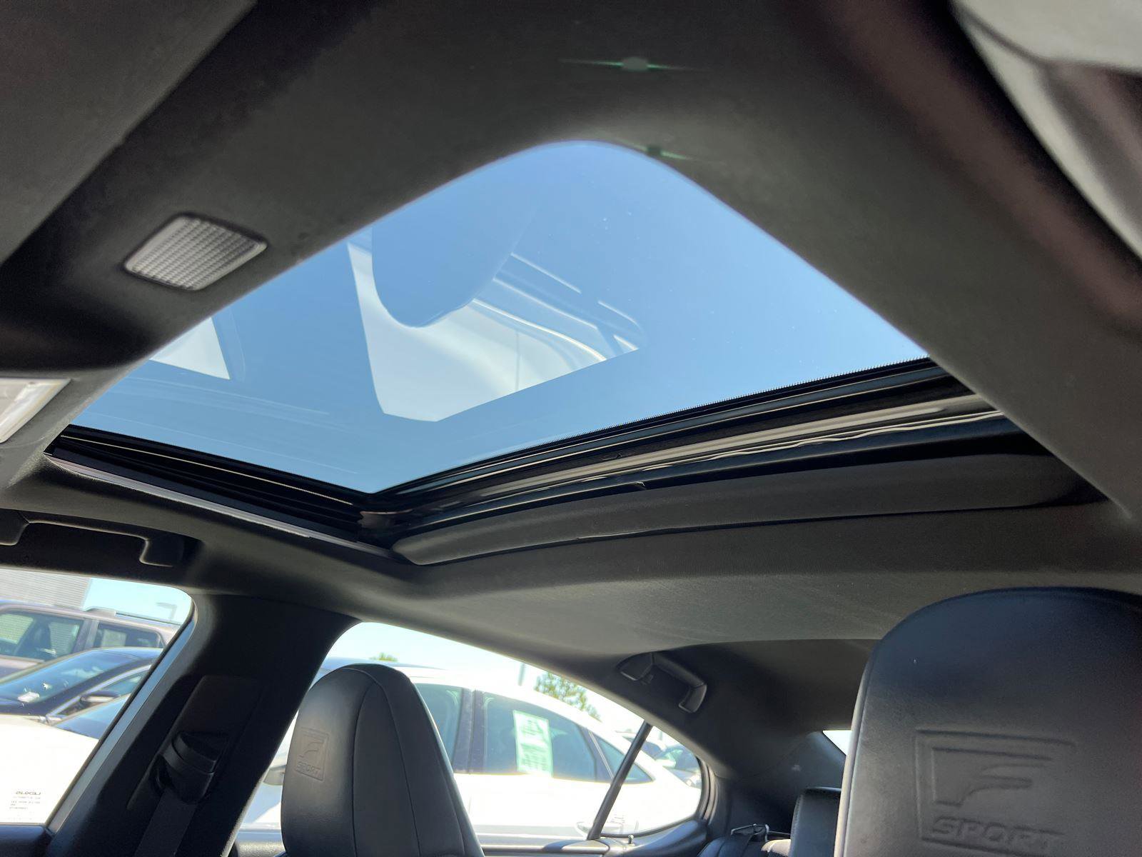 Used 2021 Lexus ES 350 F Sport w/ Accessory Package FWD image 32