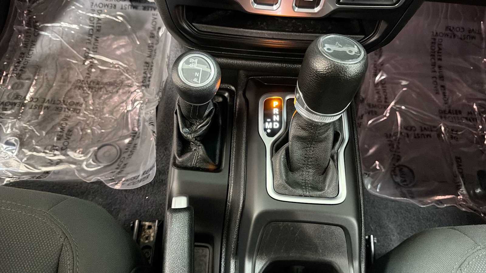 Used 2018 Jeep Wrangler Sport AWD/4WD image 21
