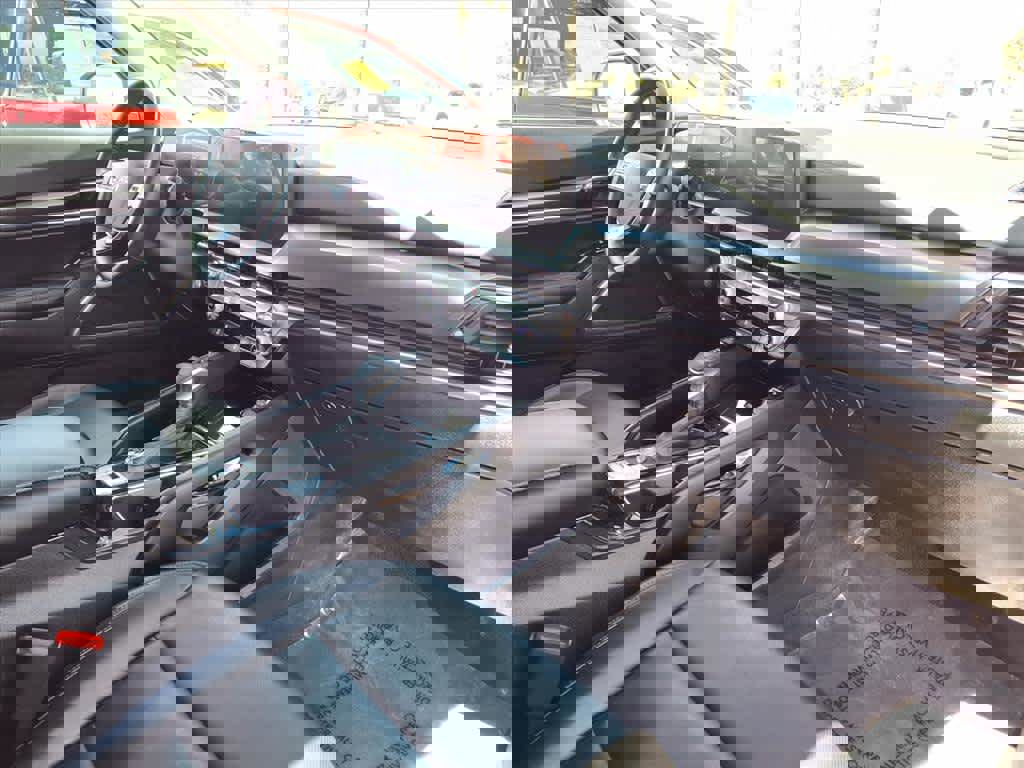 Used 2025 Kia Telluride S image 23