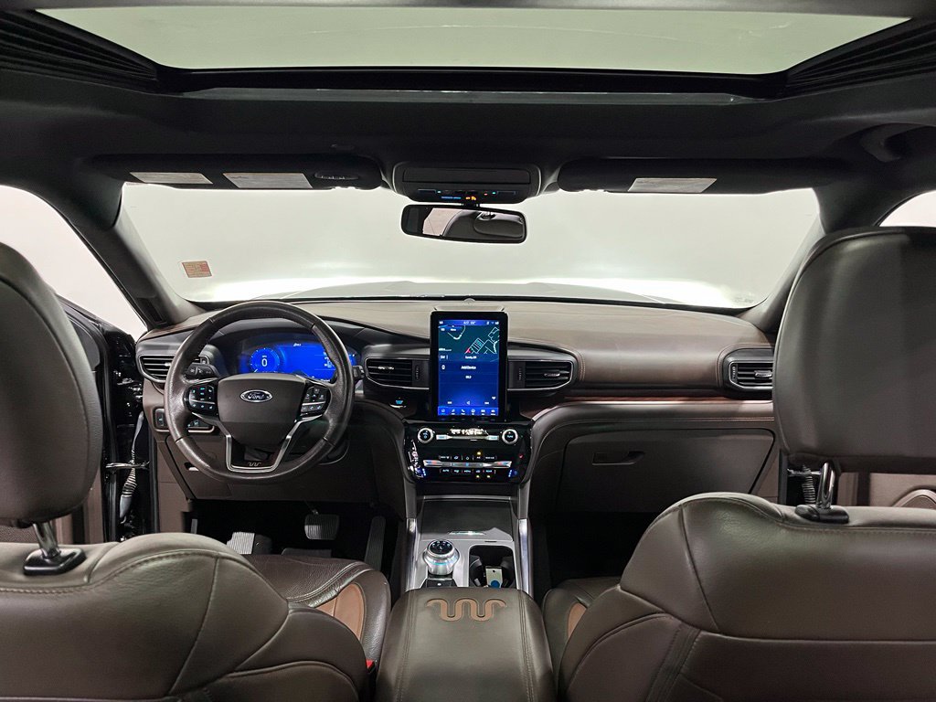 Certified 2023 Ford Explorer King Ranch w/ Technology Package AWD/4WD image 21