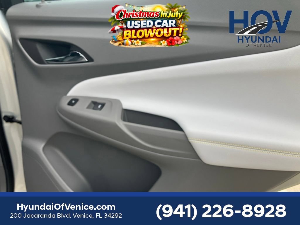 Used 2023 Chevrolet Bolt EUV Premier w/ Sun & Sound Package FWD image 41