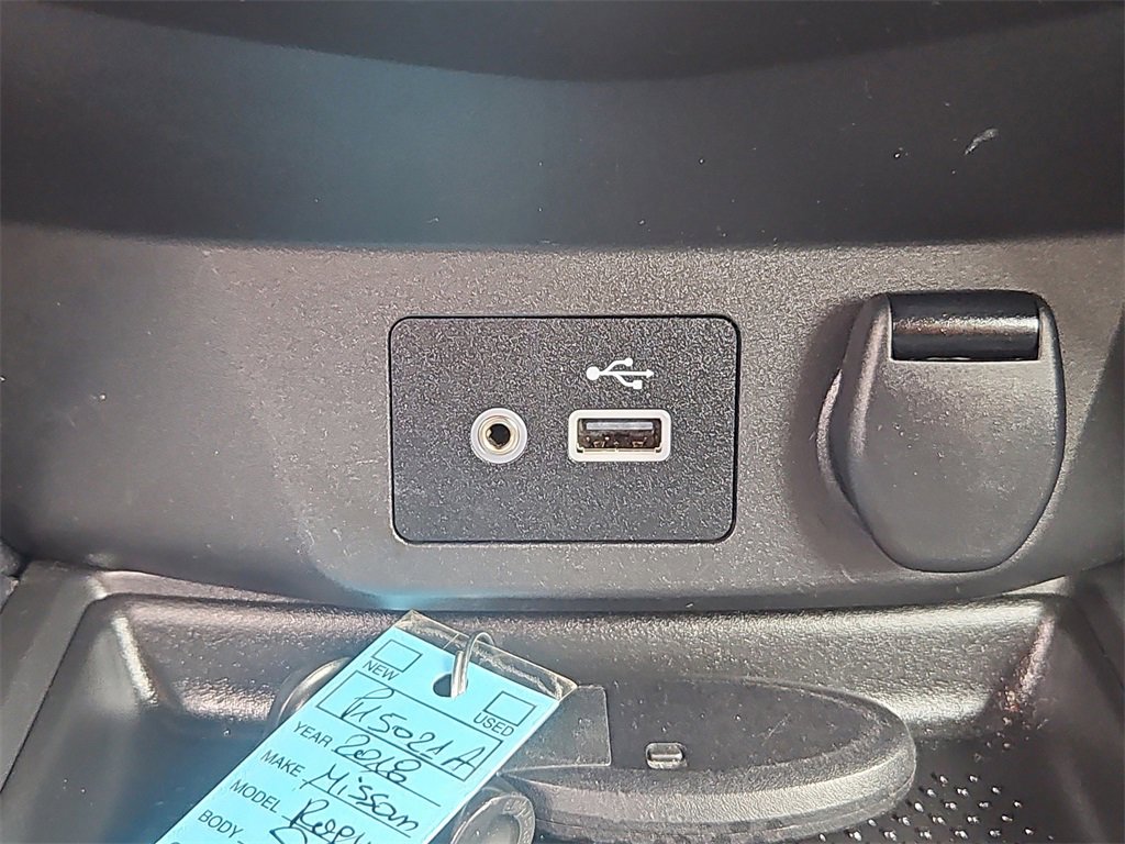 Used 2018 Nissan Rogue SV image 9