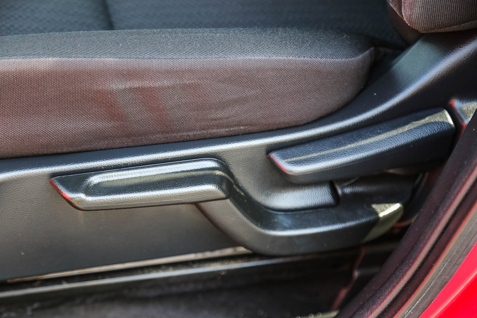 Used 2018 Honda HR-V EX image 25