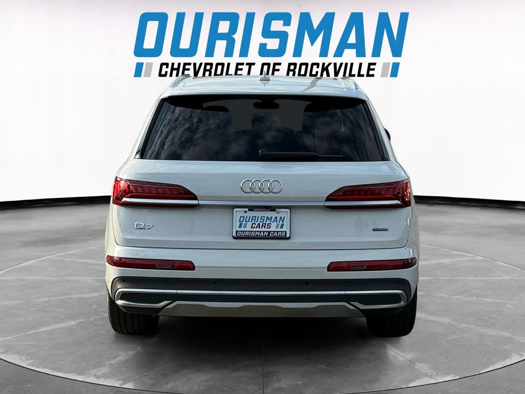 Used 2023 Audi Q7 2.0T Premium Plus w/ Premium Plus Package AWD/4WD image 5