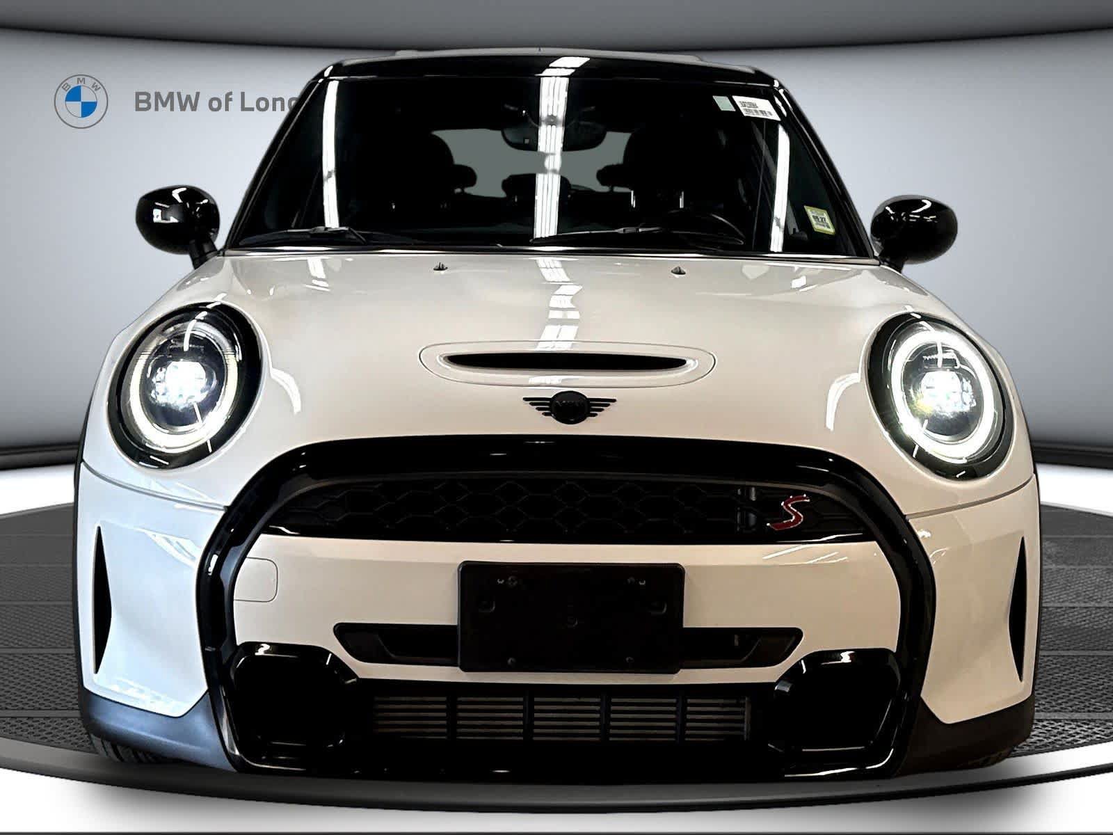 Used 2024 MINI Cooper S w/ Signature Upholstery Package FWD image 2