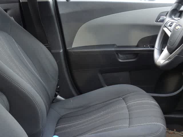 Used 2014 Chevrolet Sonic LT FWD image 7