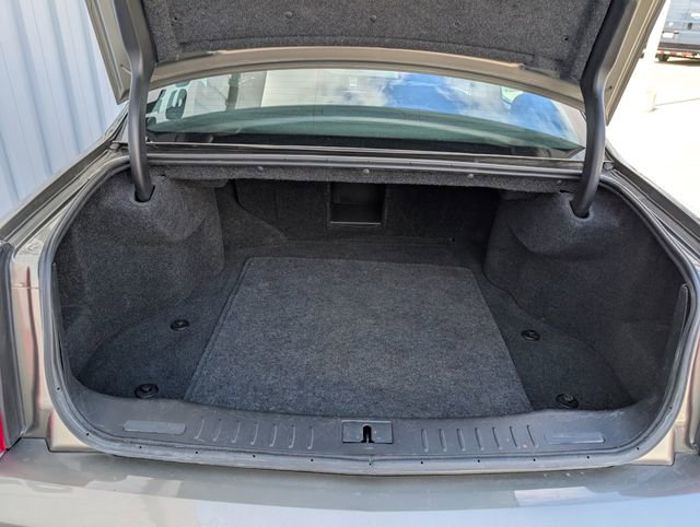 Used 2010 Cadillac DTS Luxury image 20