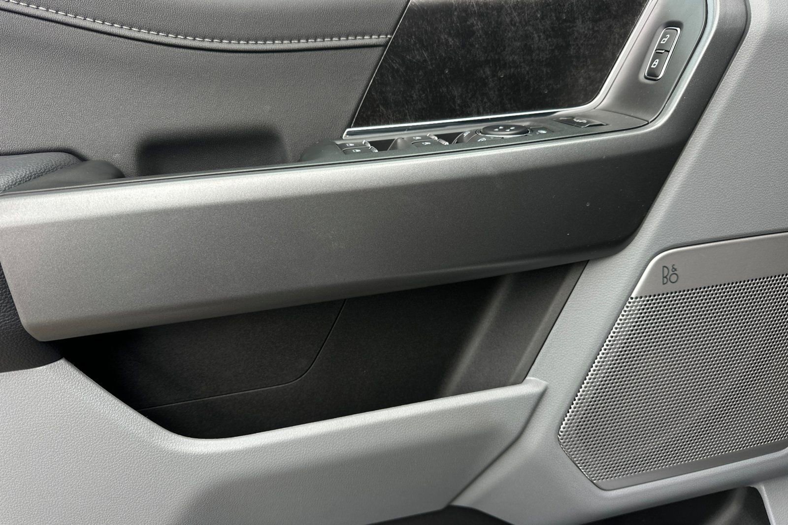 New 2026 Ford F350 XLT w/ XLT Premium Package image 10