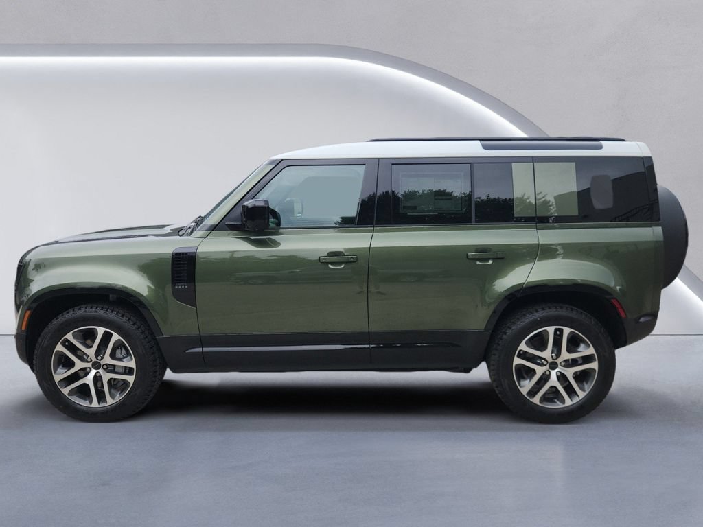 New 2026 Land Rover Defender 110 X-Dynamic SE AWD/4WD image 3