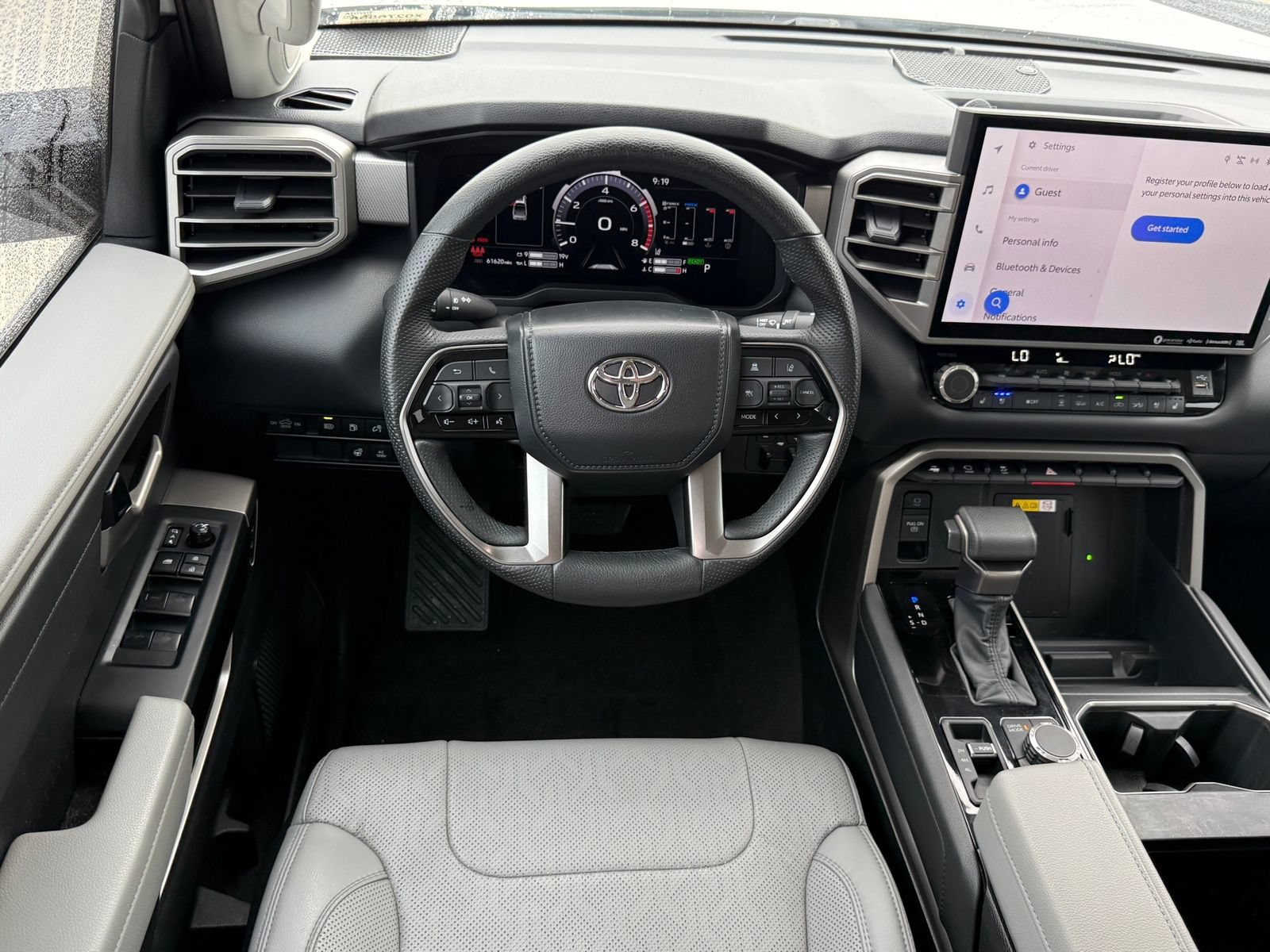 Used 2023 Toyota Tundra Limited AWD/4WD image 25