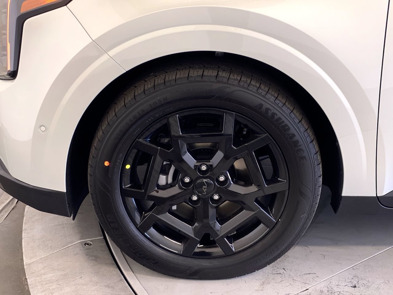New 2026 Kia Carnival SX Prestige FWD image 12