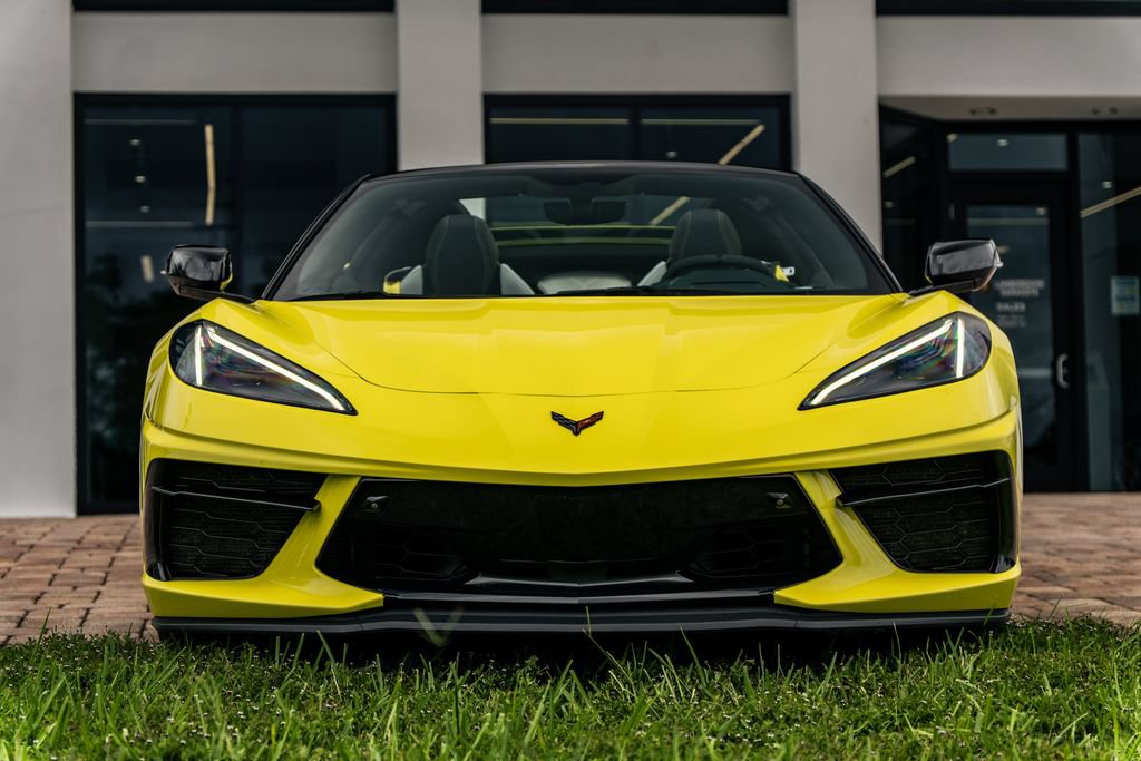 Used 2023 Chevrolet Corvette Stingray Preferred Conv w/ Z51 Performance Package RWD image 9