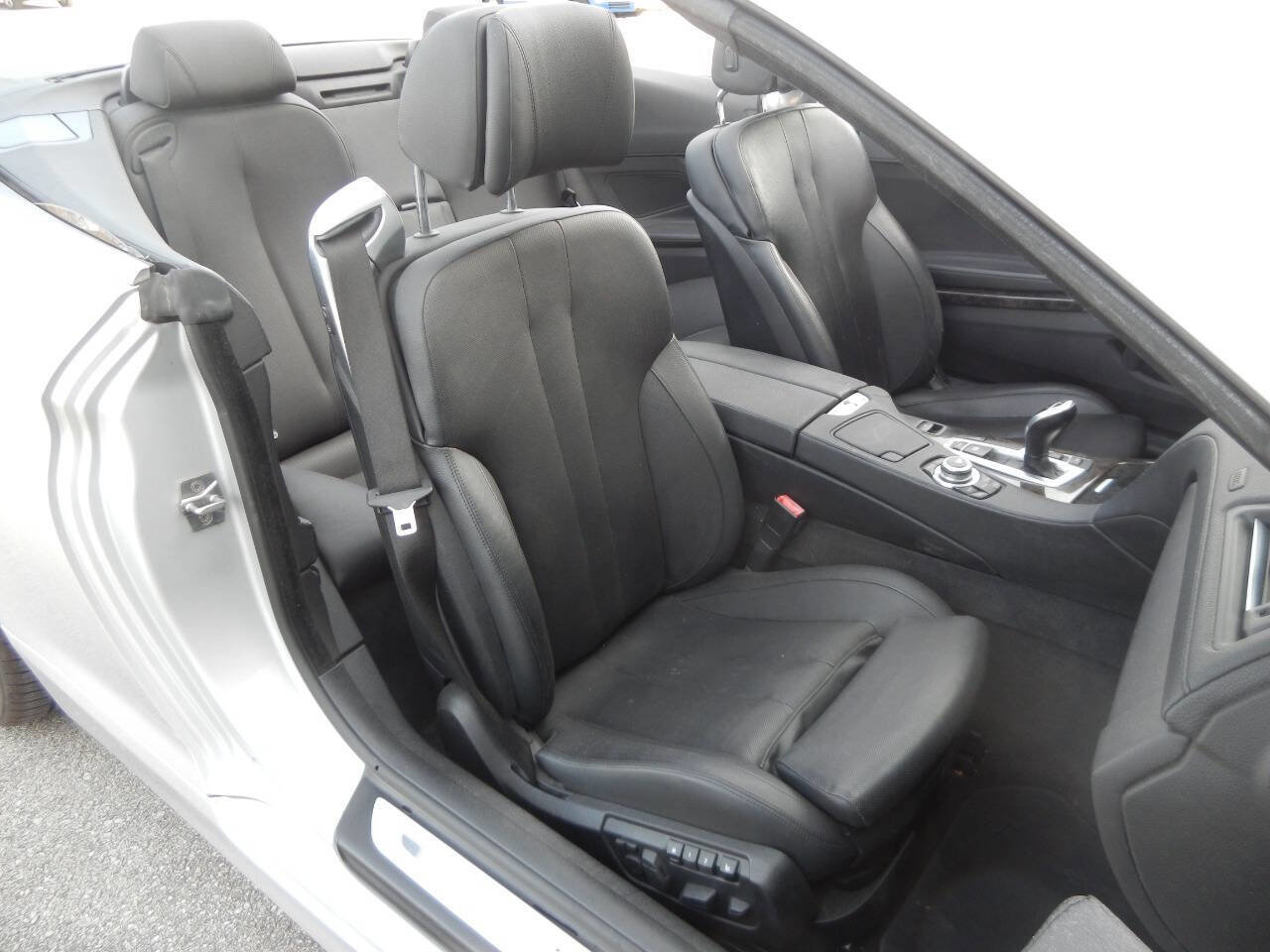 Used 2012 BMW 640i Convertible image 33