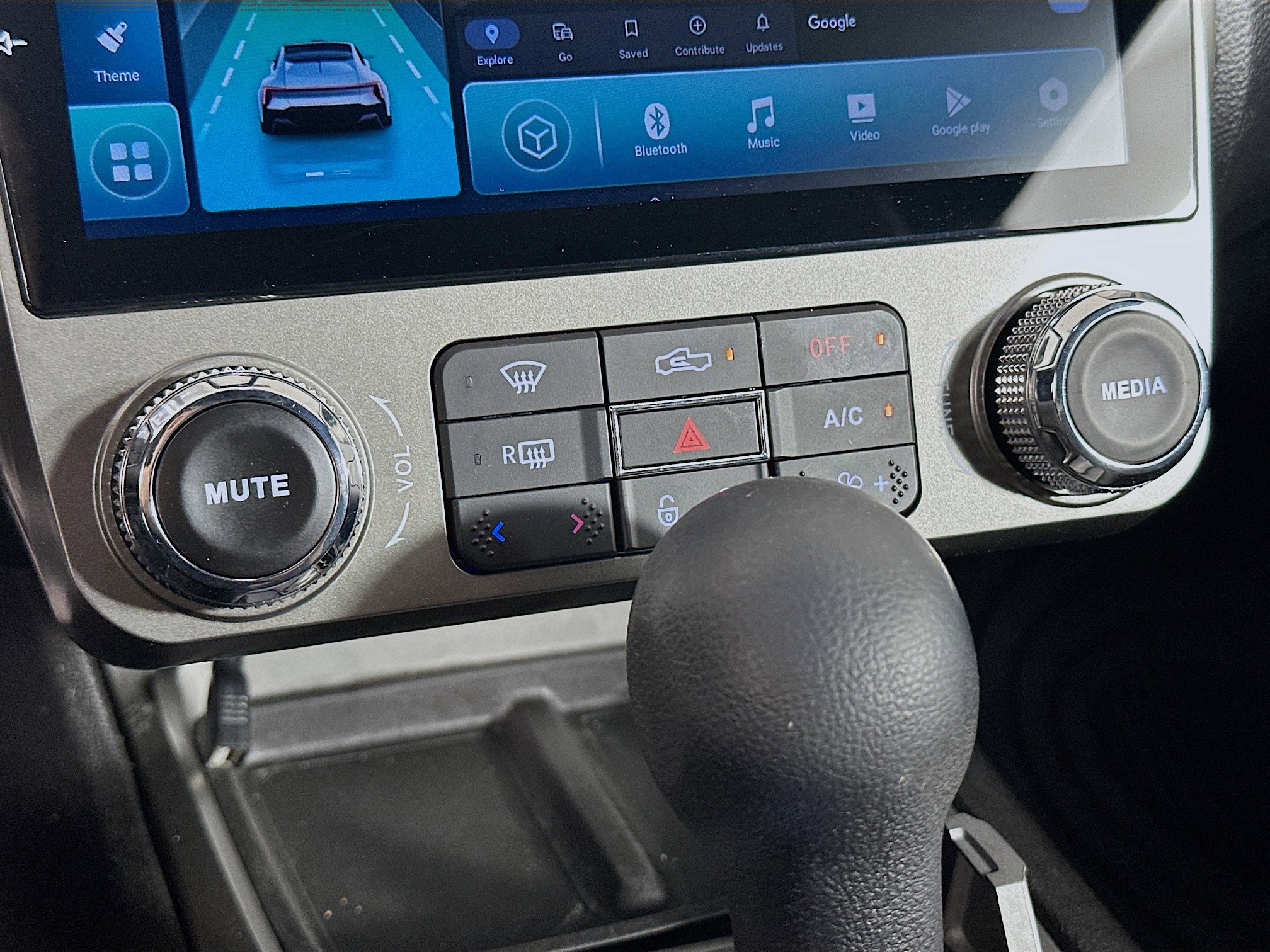 Used 2015 Chevrolet Camaro LS RWD image 24