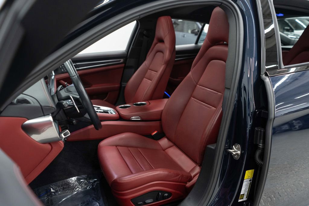 Used 2023 Porsche Panamera 4 Platinum Edition w/ Smoking Package image 8