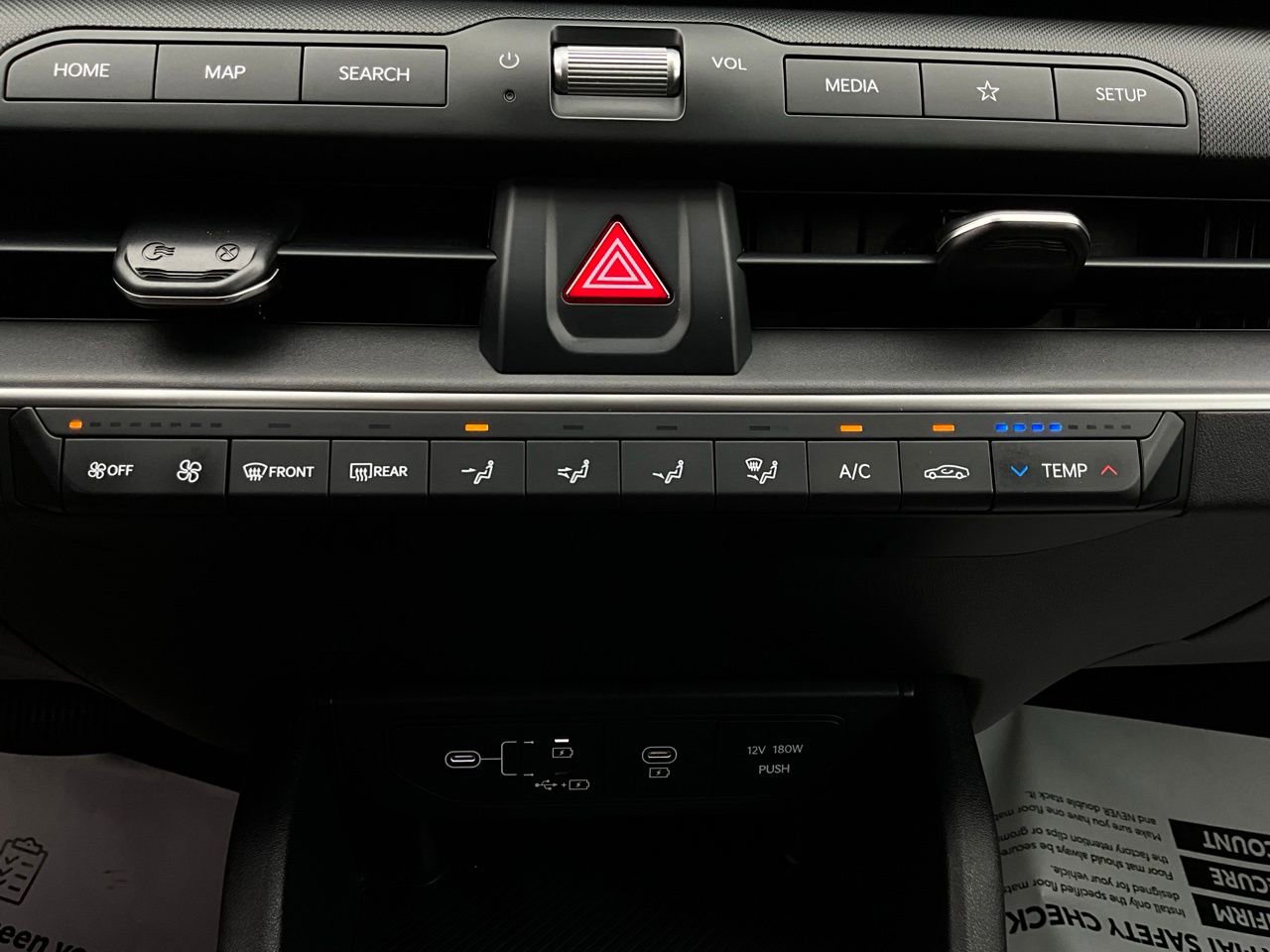 Used 2025 Kia K4 LXS image 28