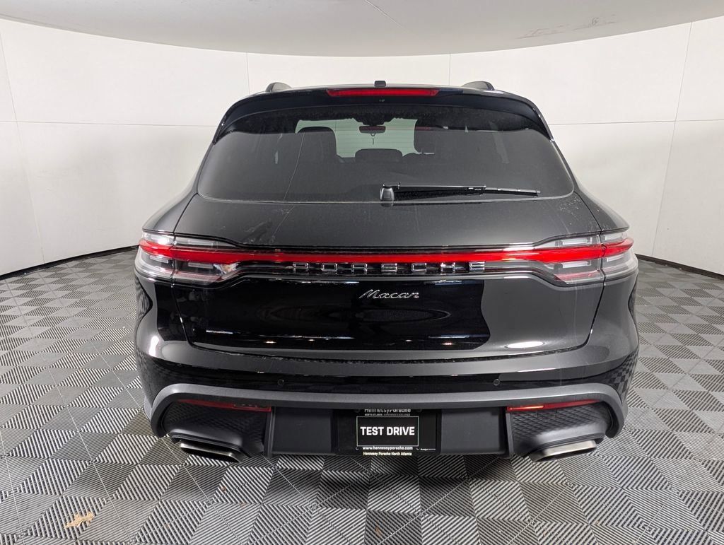 New 2026 Porsche Macan image 7