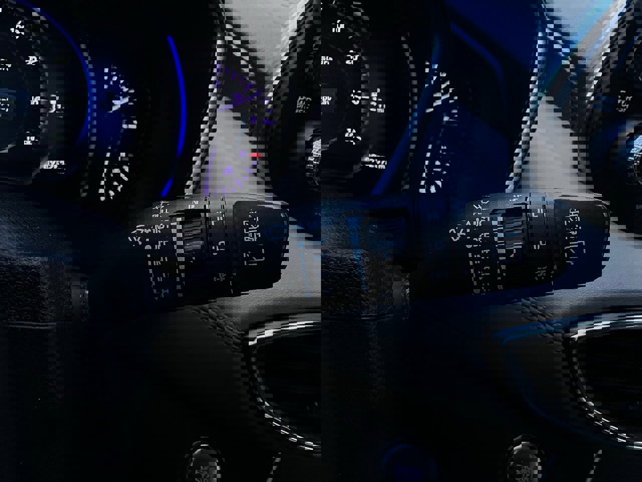 Used 2020 Hyundai Santa Fe SEL image 35