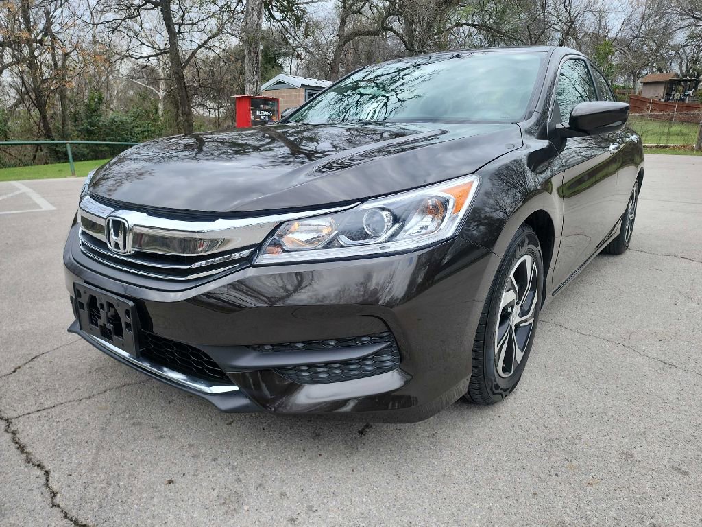 Used 2016 Honda Accord LX image 4