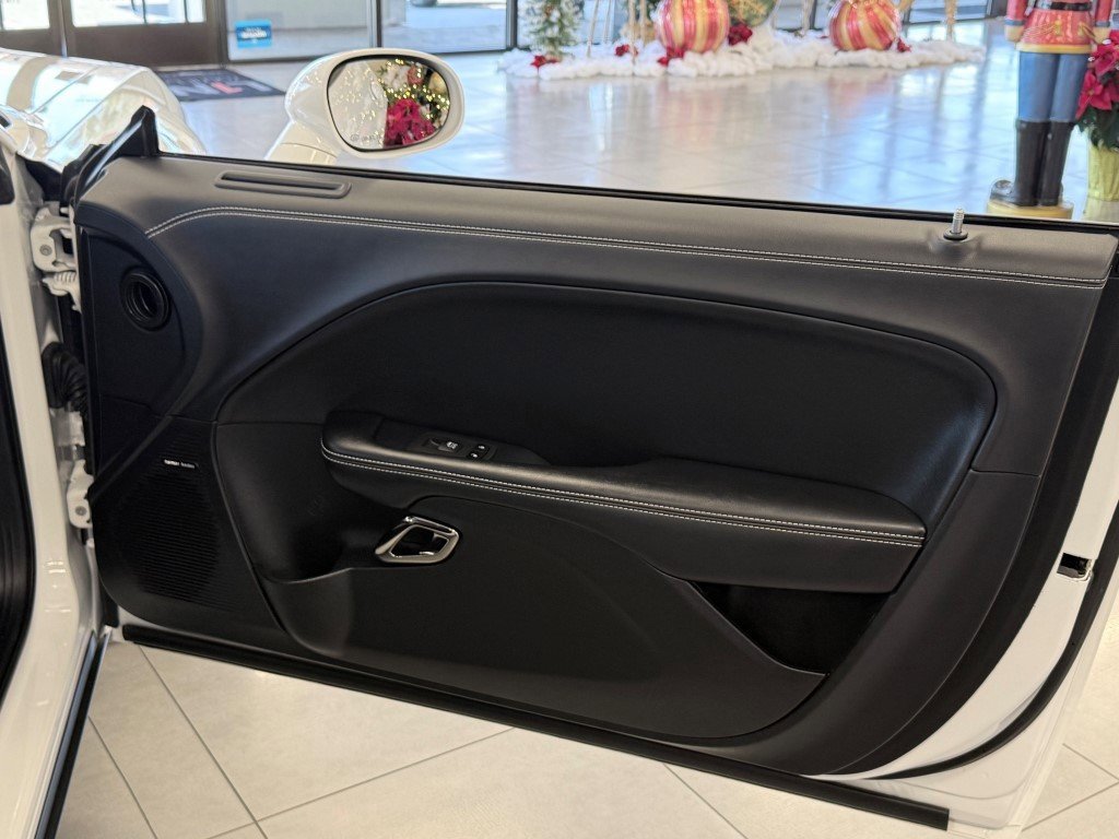 Used 2022 Dodge Challenger SRT Hellcat image 15