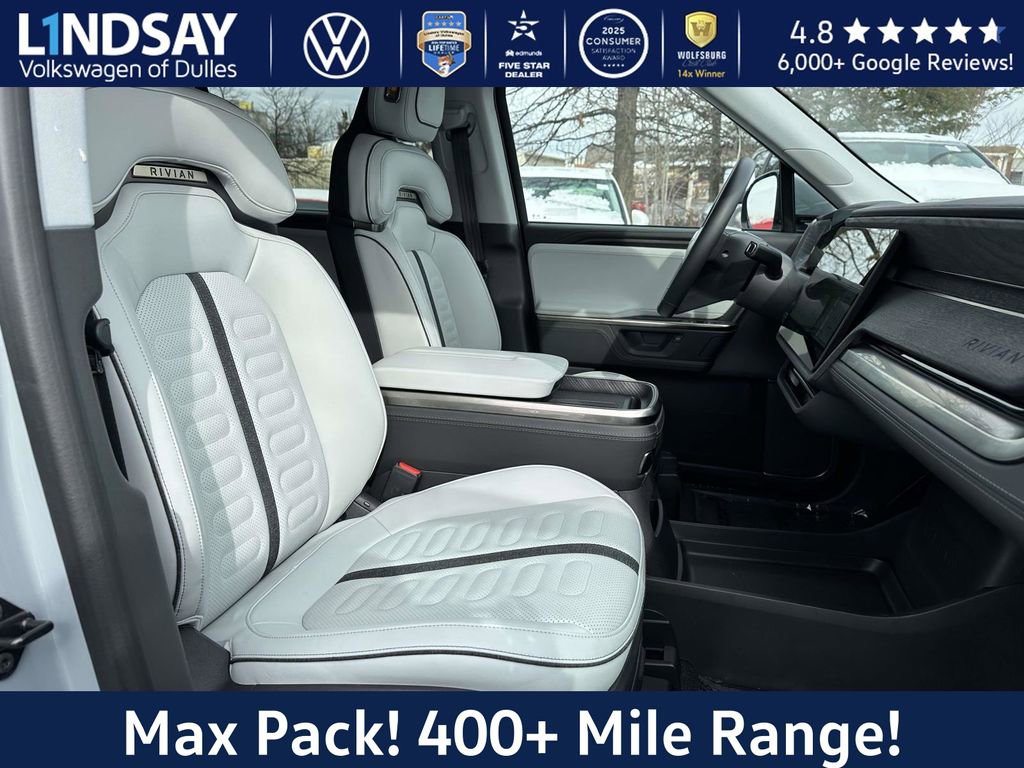 Used 2025 Rivian R1S Adventure image 12