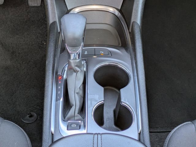 Used 2025 Chevrolet Malibu LT FWD image 19