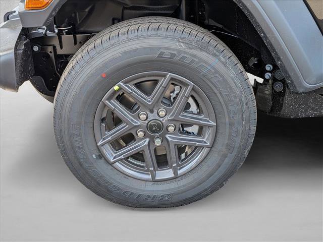 New 2026 Jeep Gladiator Sport image 9