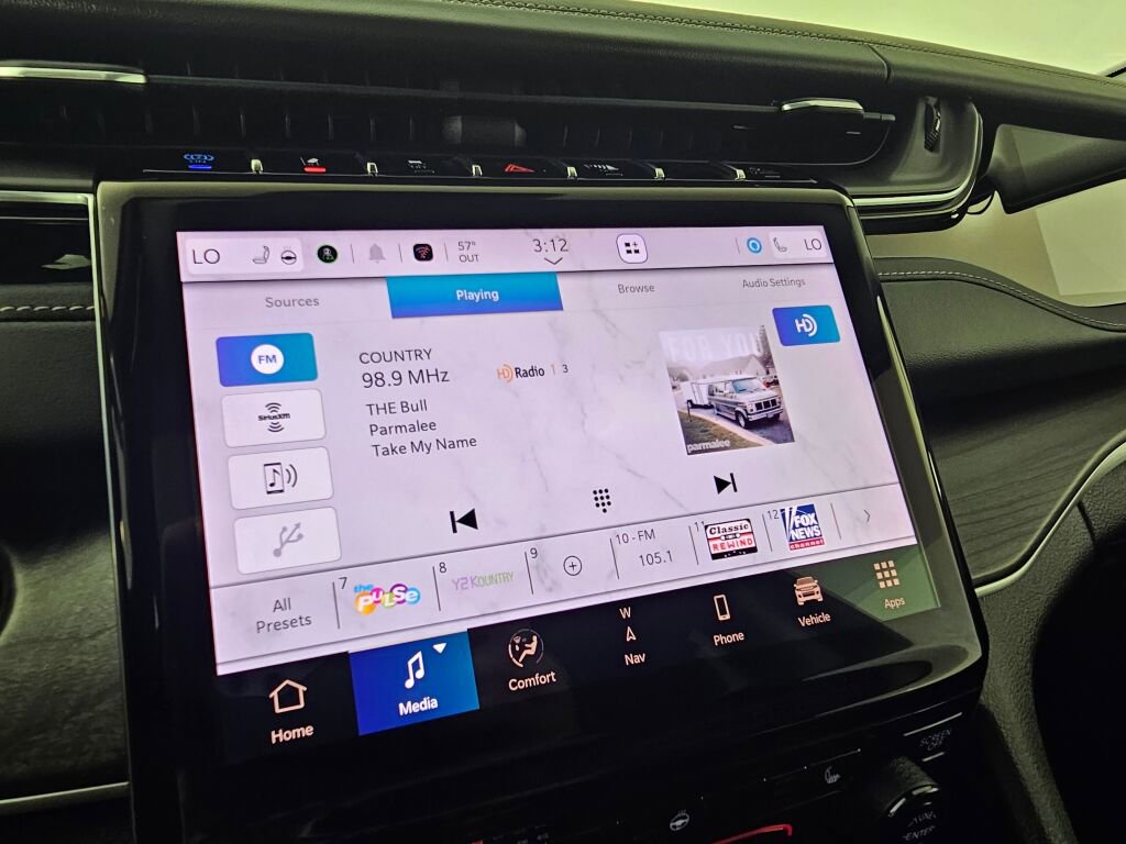 Used 2022 Jeep Grand Cherokee Limited 4xe w/ MOPAR Finishing Package image 27