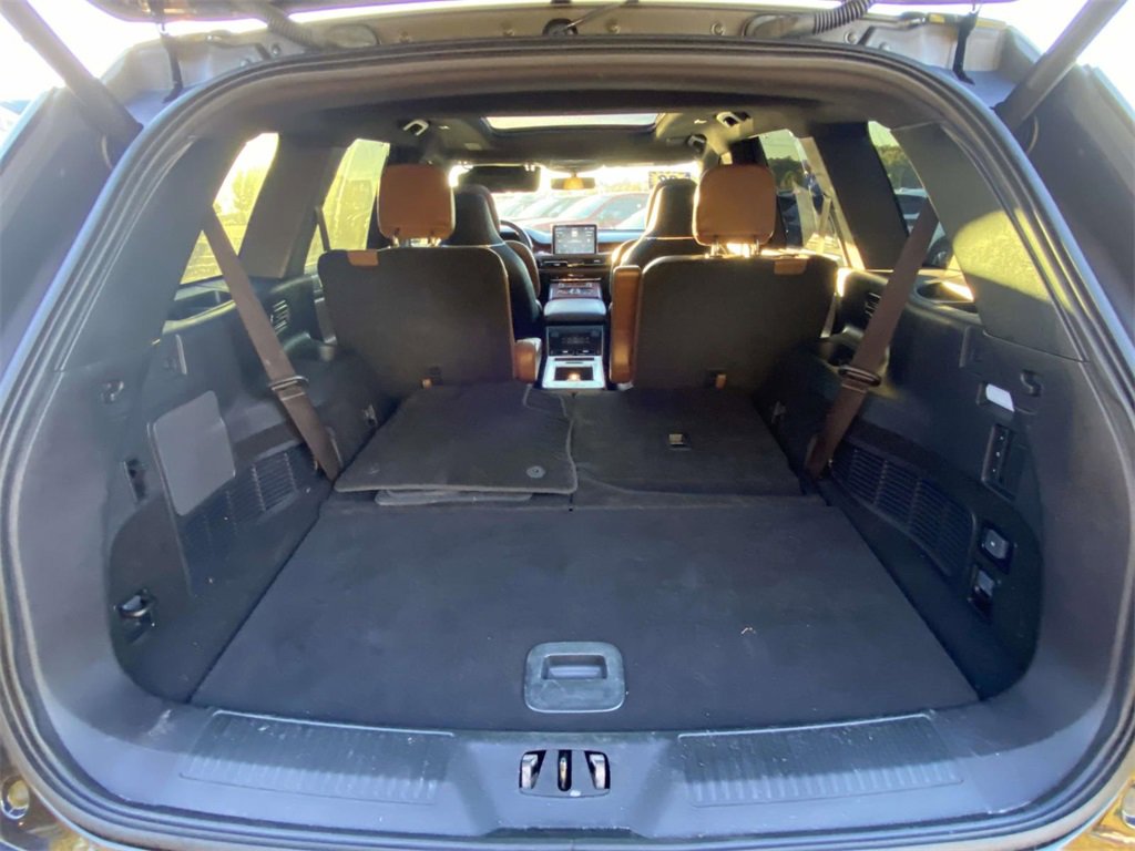 Used 2022 Lincoln Aviator Reserve w/ Equipment Group 201A image 30