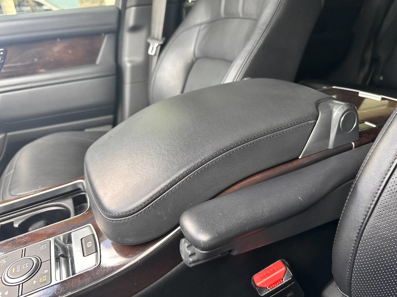 Used 2019 Land Rover Range Rover Long Wheelbase Supercharged image 47