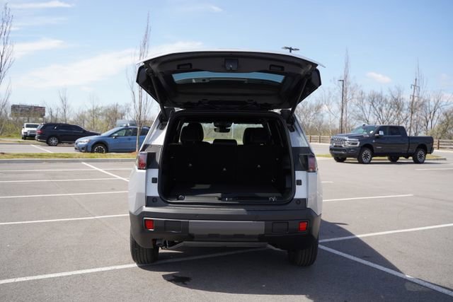 New 2026 Jeep Cherokee Limited AWD/4WD image 15