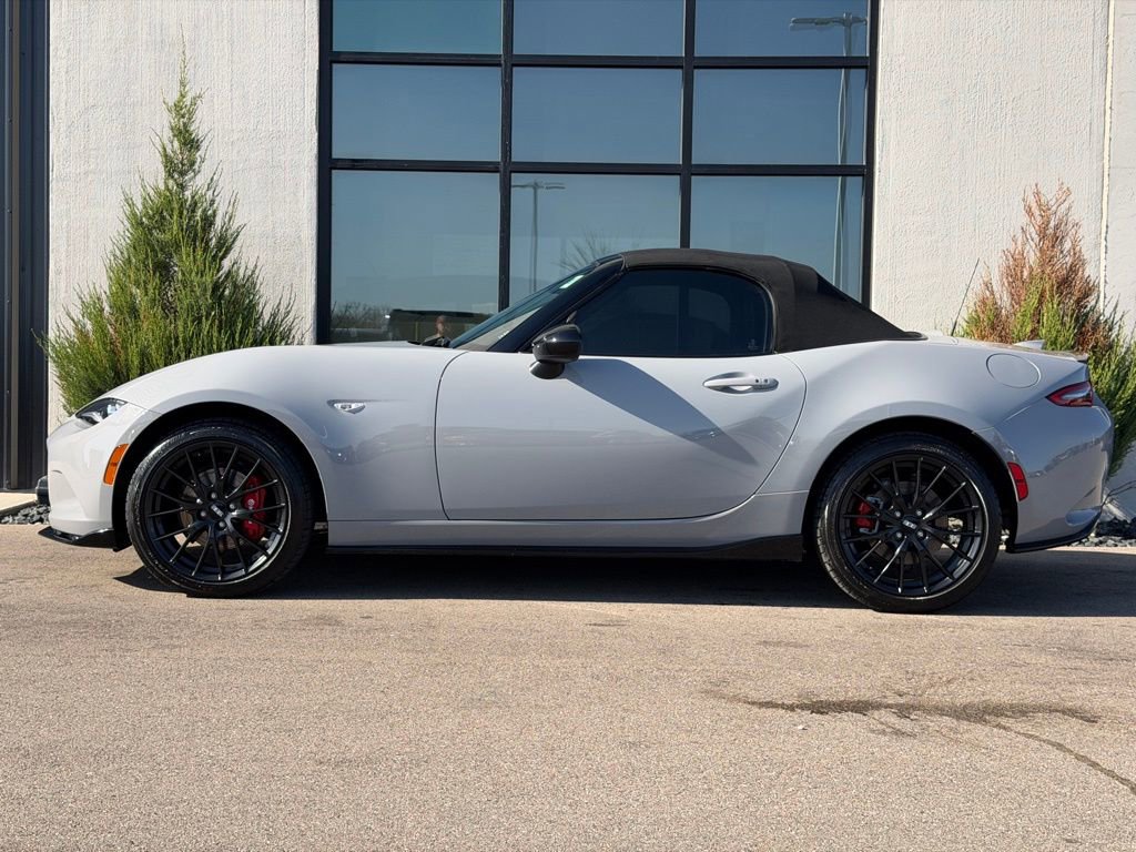 Used 2024 MAZDA MX-5 Miata Club w/ Brembo/BBS Recaro Package image 2