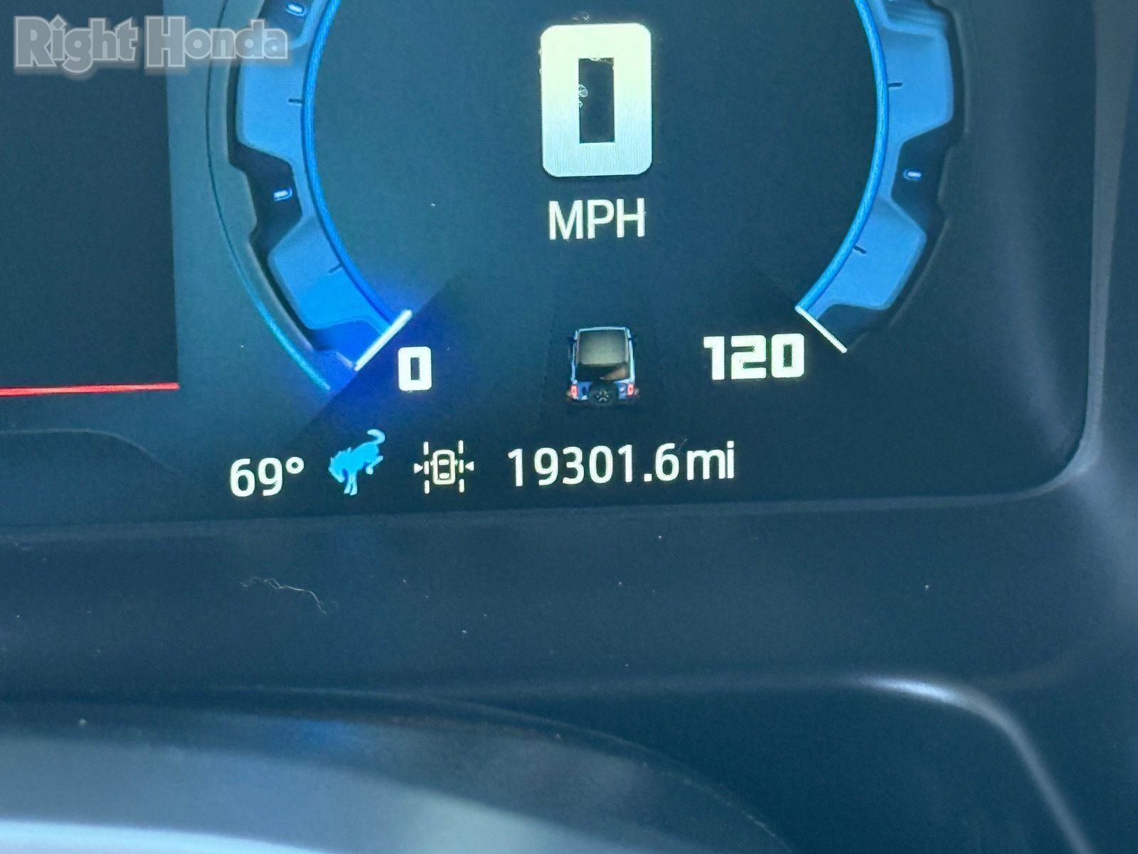 Used 2025 Ford Bronco Big Bend w/ Black Diamond Package image 18