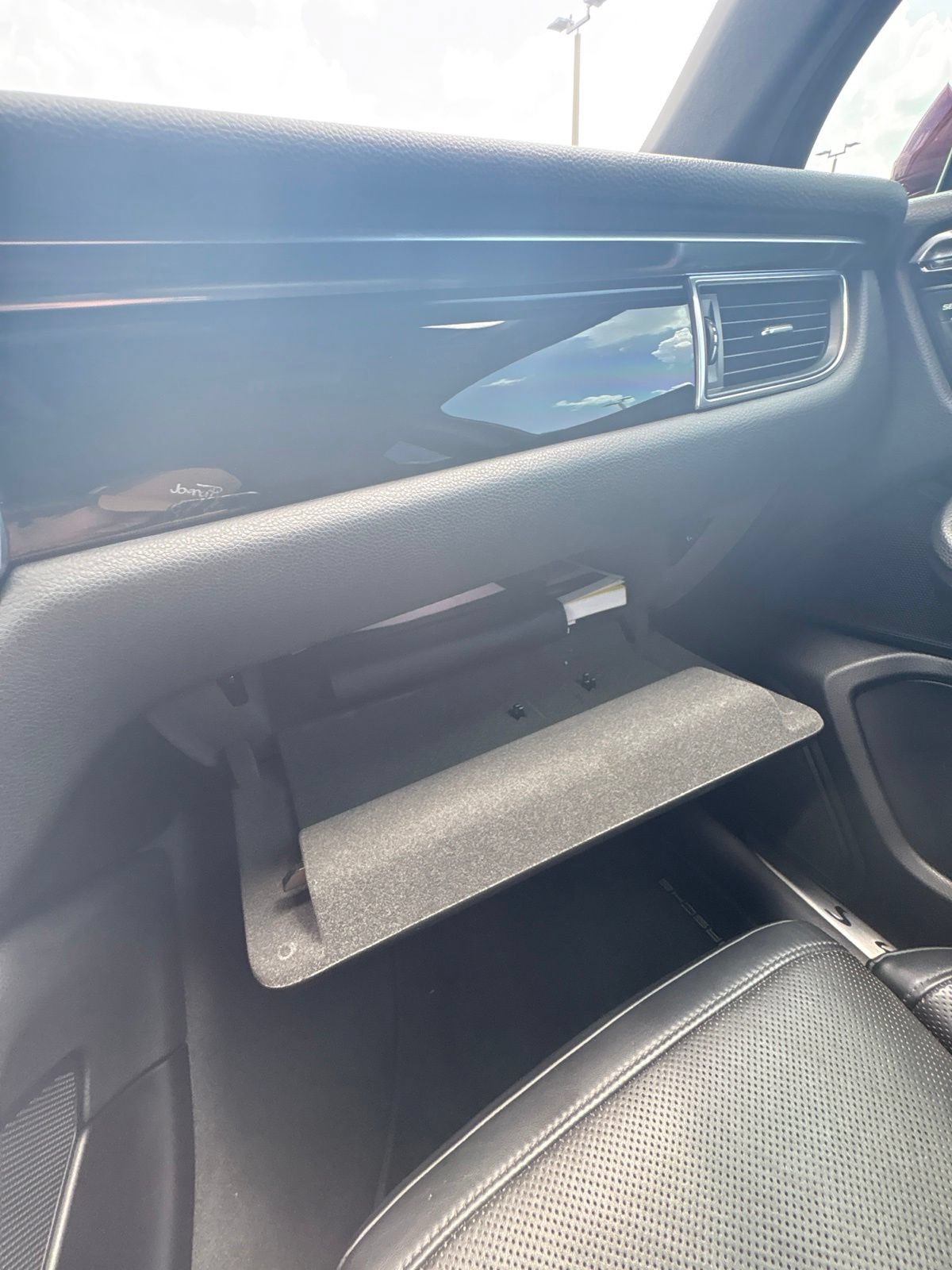 Used 2018 Porsche Macan S AWD/4WD image 32