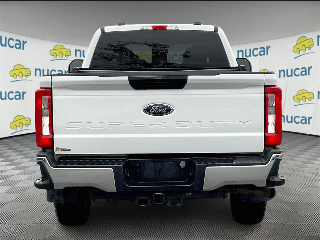 Used 2023 Ford F250 XLT image 5
