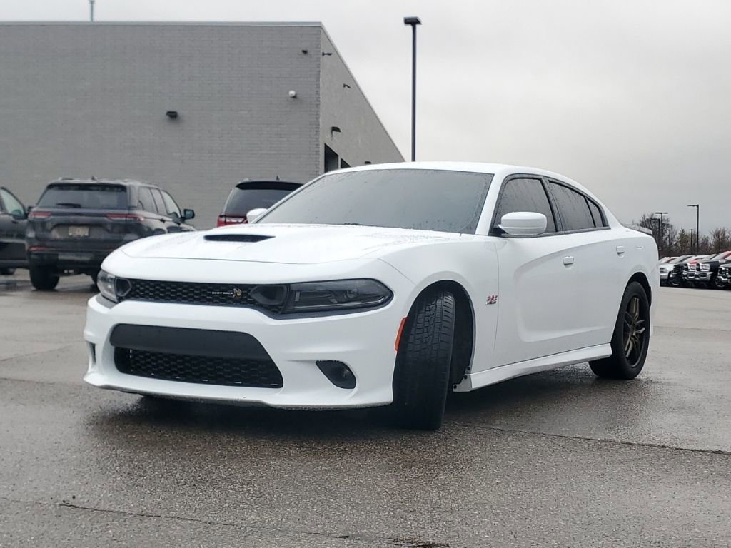 Used 2022 Dodge Charger Scat Pack w/ Plus Group RWD image 4