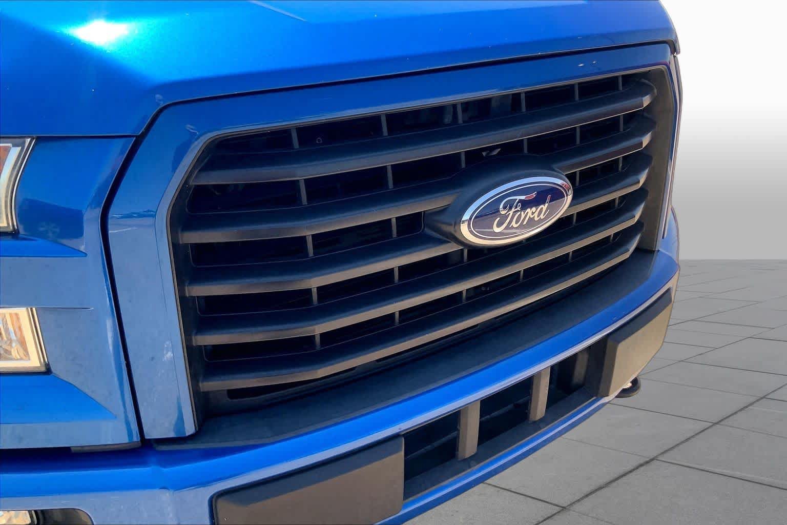 Used 2016 Ford F150 XLT w/ Equipment Group 302A Luxury AWD/4WD image 37