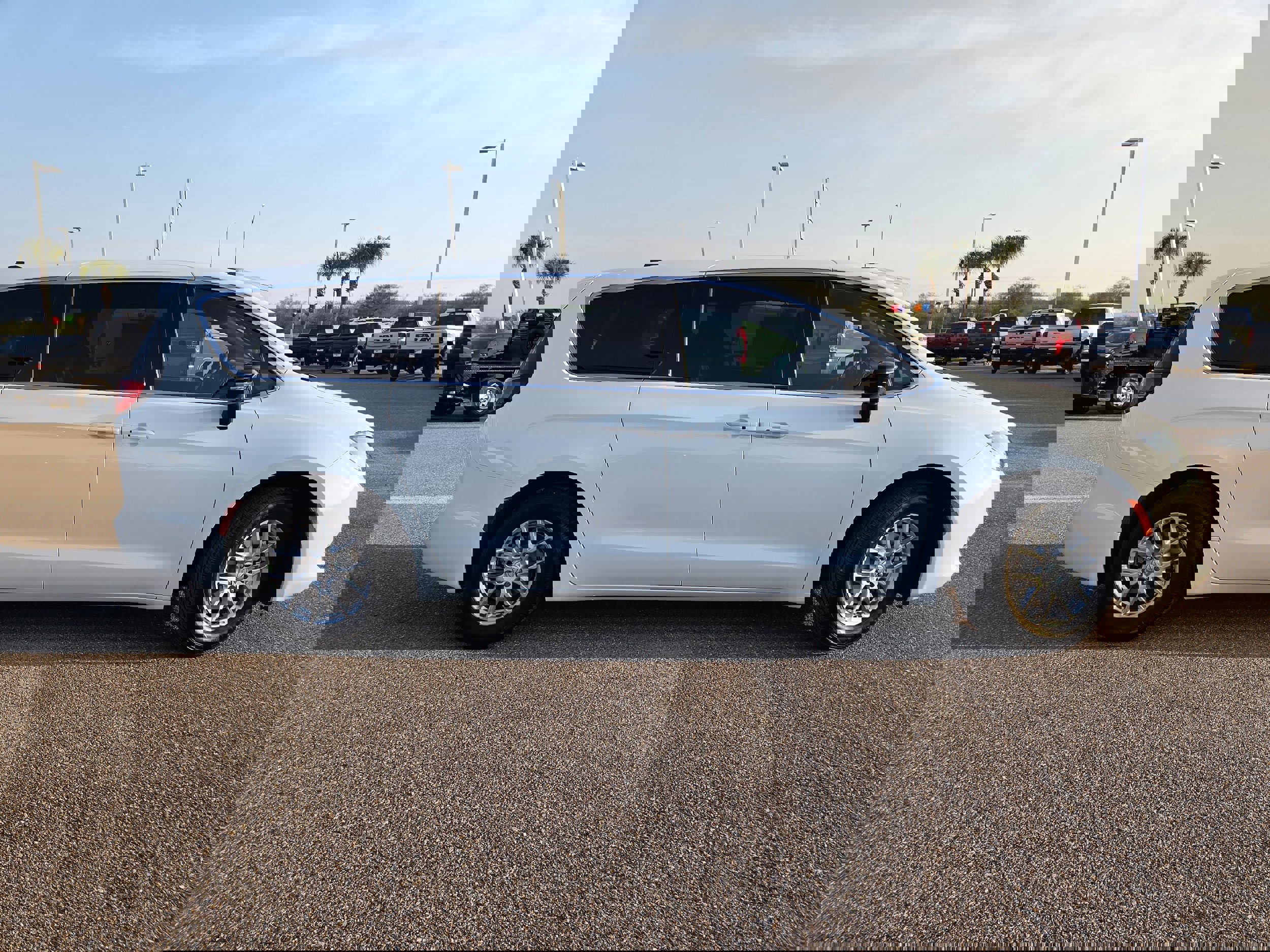New 2026 Chrysler Voyager LX image 8
