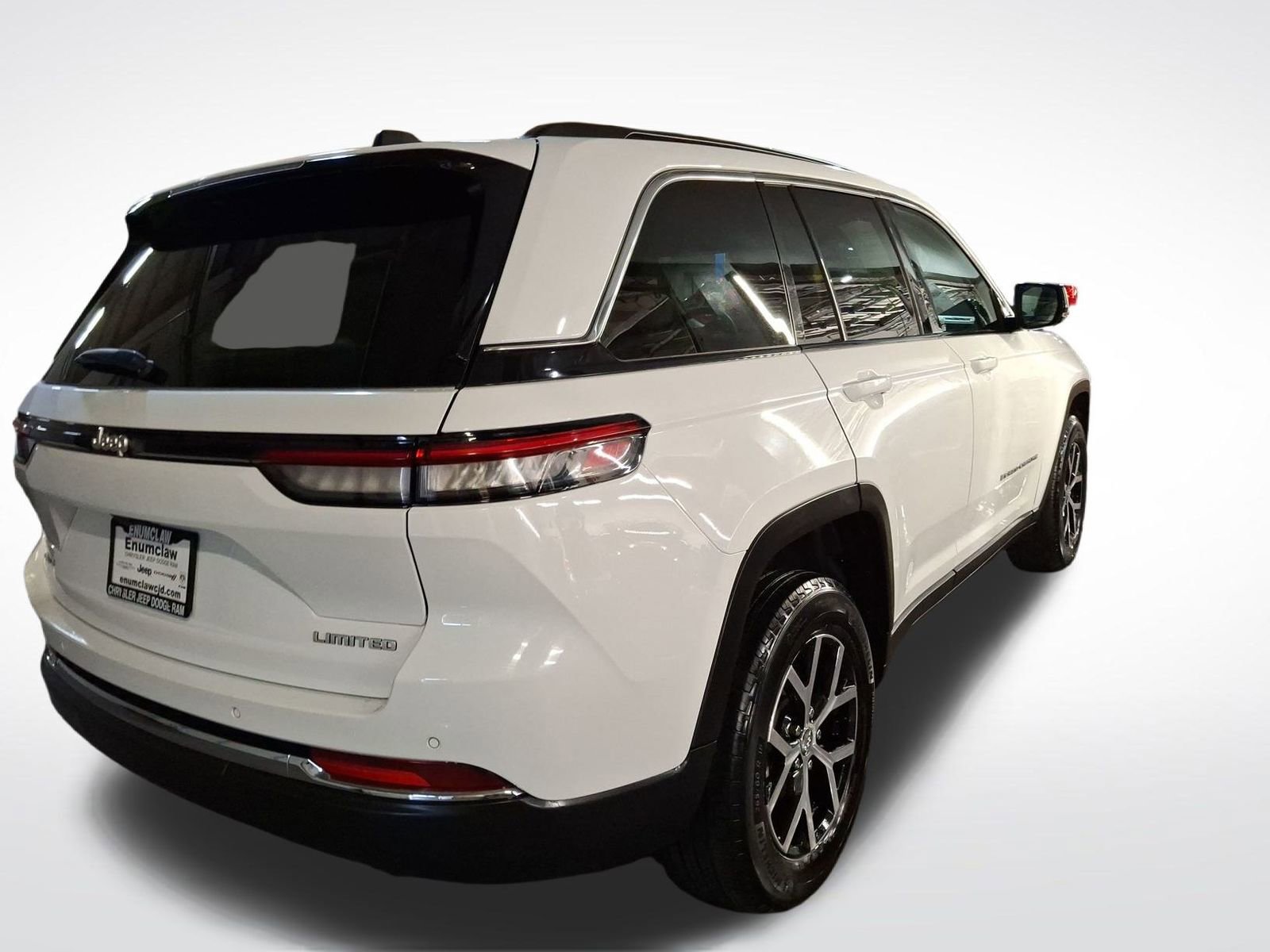 Certified 2024 Jeep Grand Cherokee Limited image 7