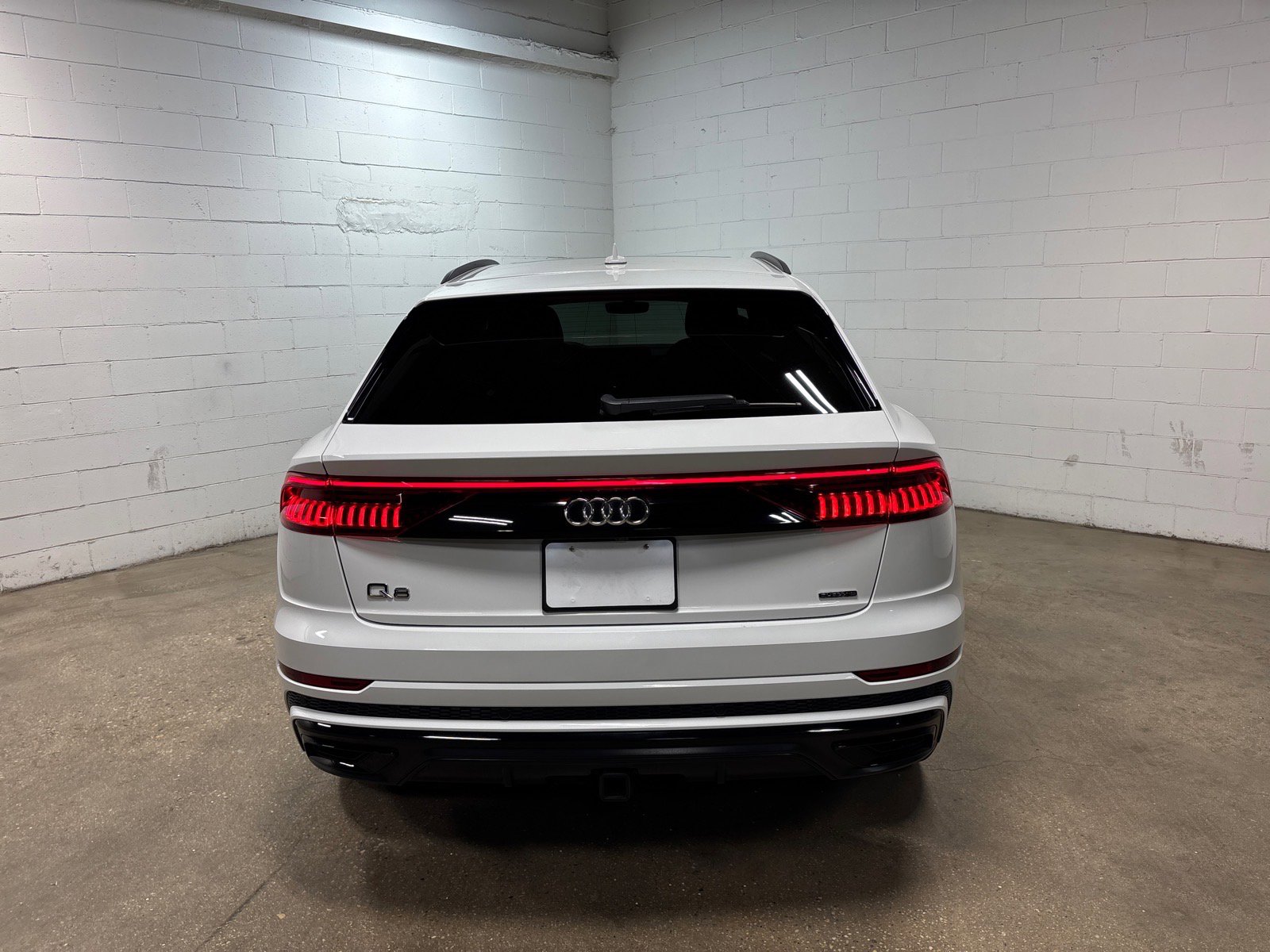 Used 2020 Audi Q8 Premium Plus w/ Premium Plus Package AWD/4WD image 8