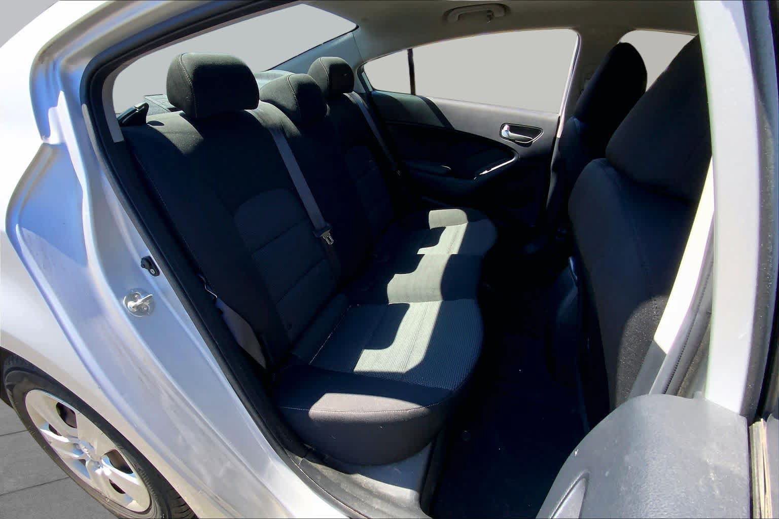 Used 2017 Kia Forte LX FWD image 20