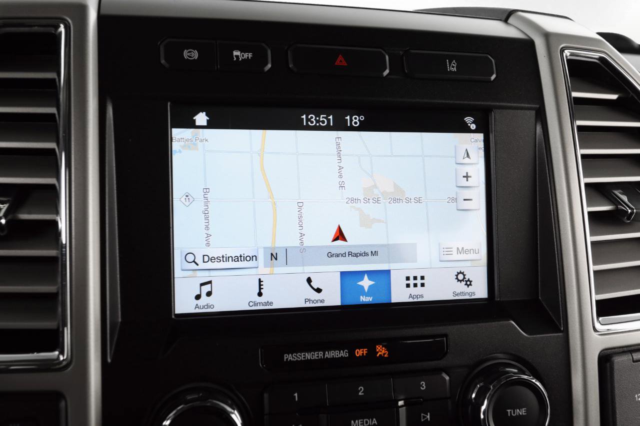 Used 2017 Ford F350 Lariat w/ Lariat Ultimate Package image 23