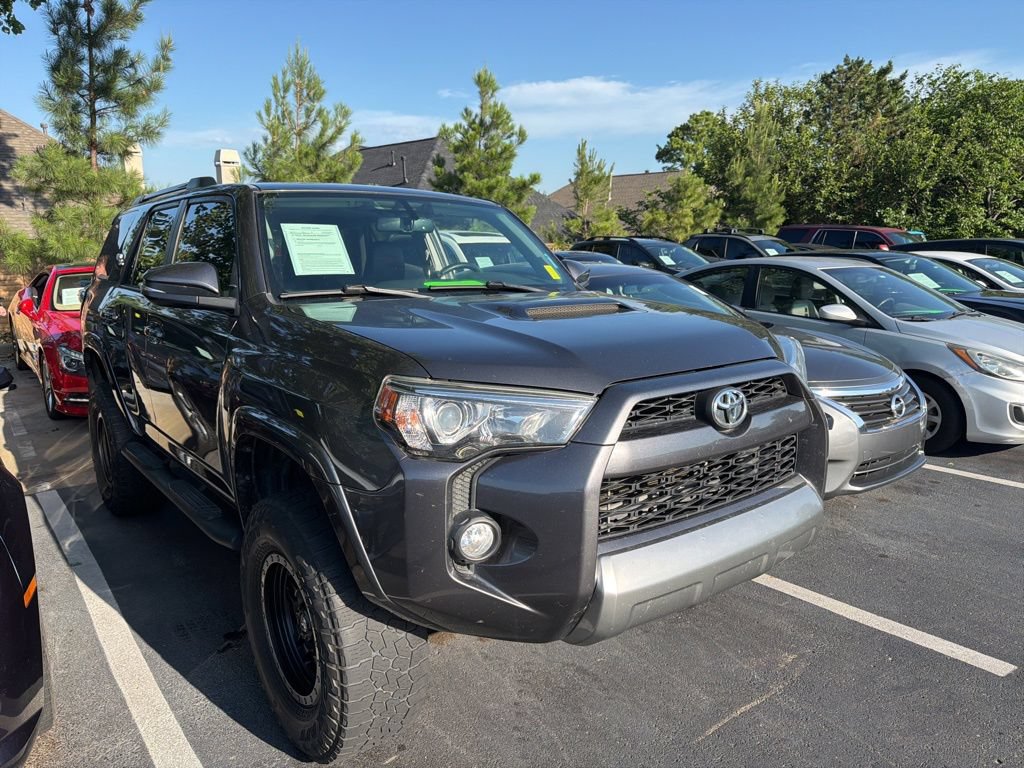 Used 2019 Toyota 4Runner TRD Off-Road Premium AWD/4WD image 2