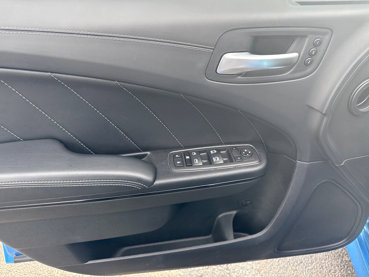 Used 2023 Dodge Charger R/T w/ Daytona Edition Group image 17